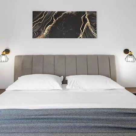 Judita - Five Bedroom House Βίλα *